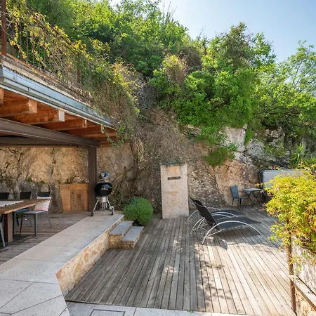 Villa Castelletto Villa *