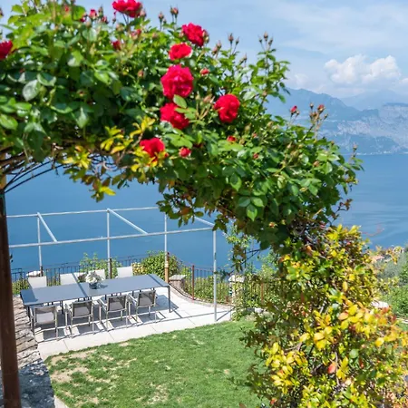 Villa Castelletto Villa *