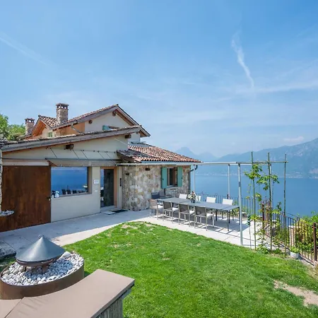 Villa Castelletto Villa *