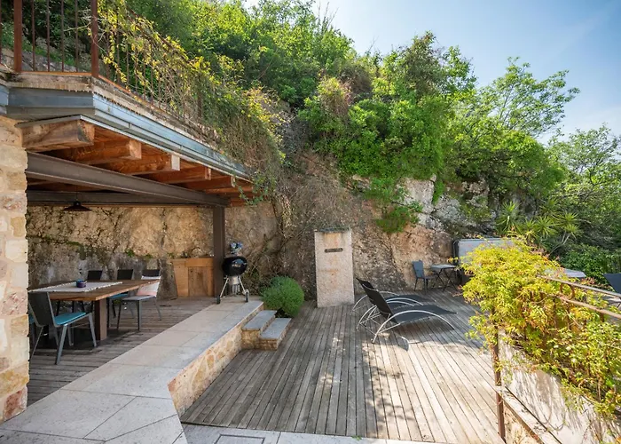 Villa Castelletto Villa *